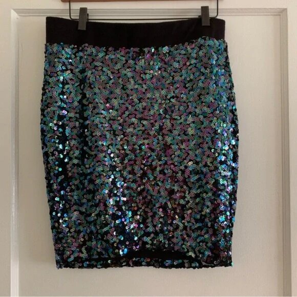 Torrid Mini Sequin Skirt - Picture 4 of 8